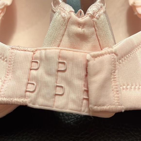 NWT Vanity Fair 75335 Underwire Soft Cup Bra 36B - Picture 4 of 7